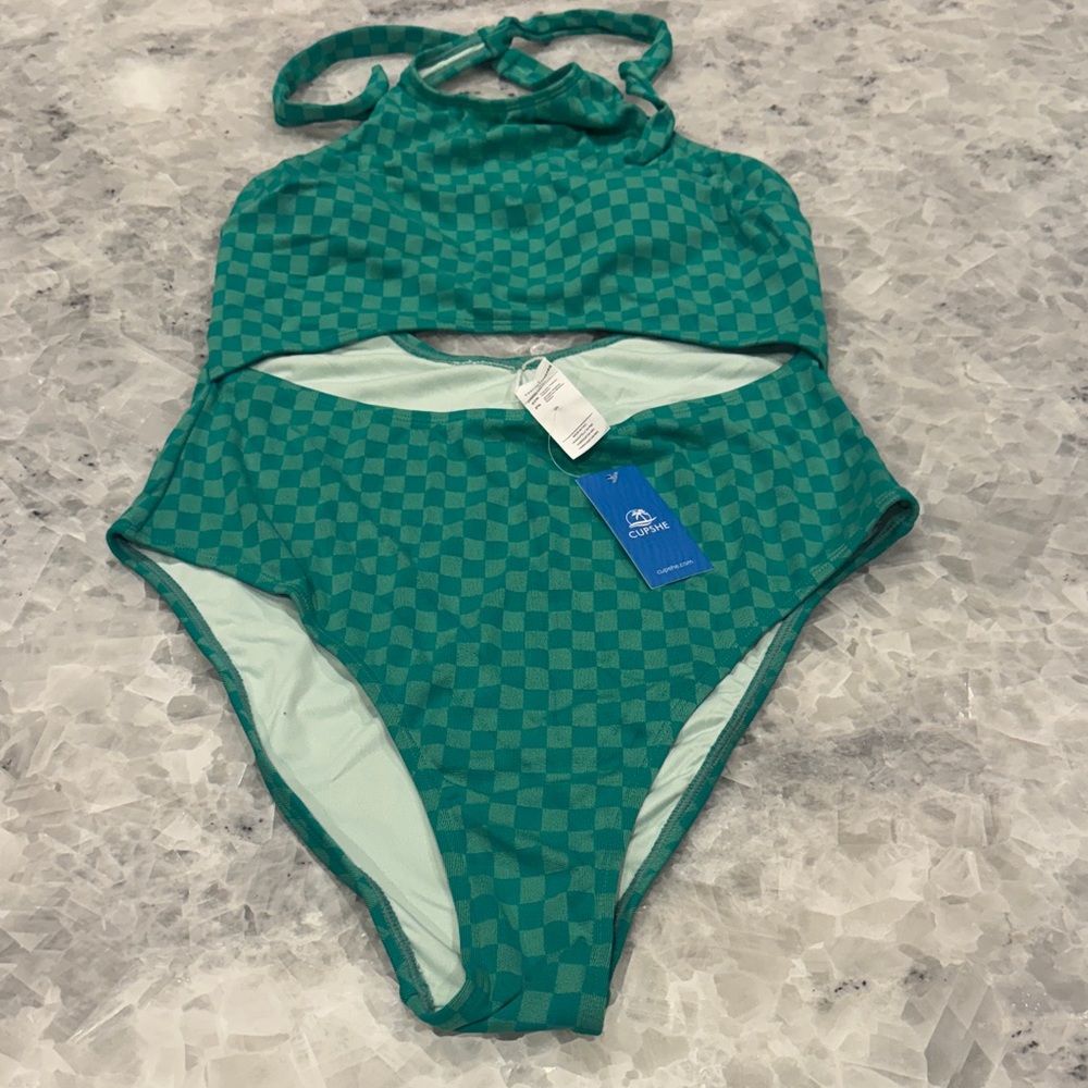 Cupshe Green Checkerboard One-Piece Swimsuit